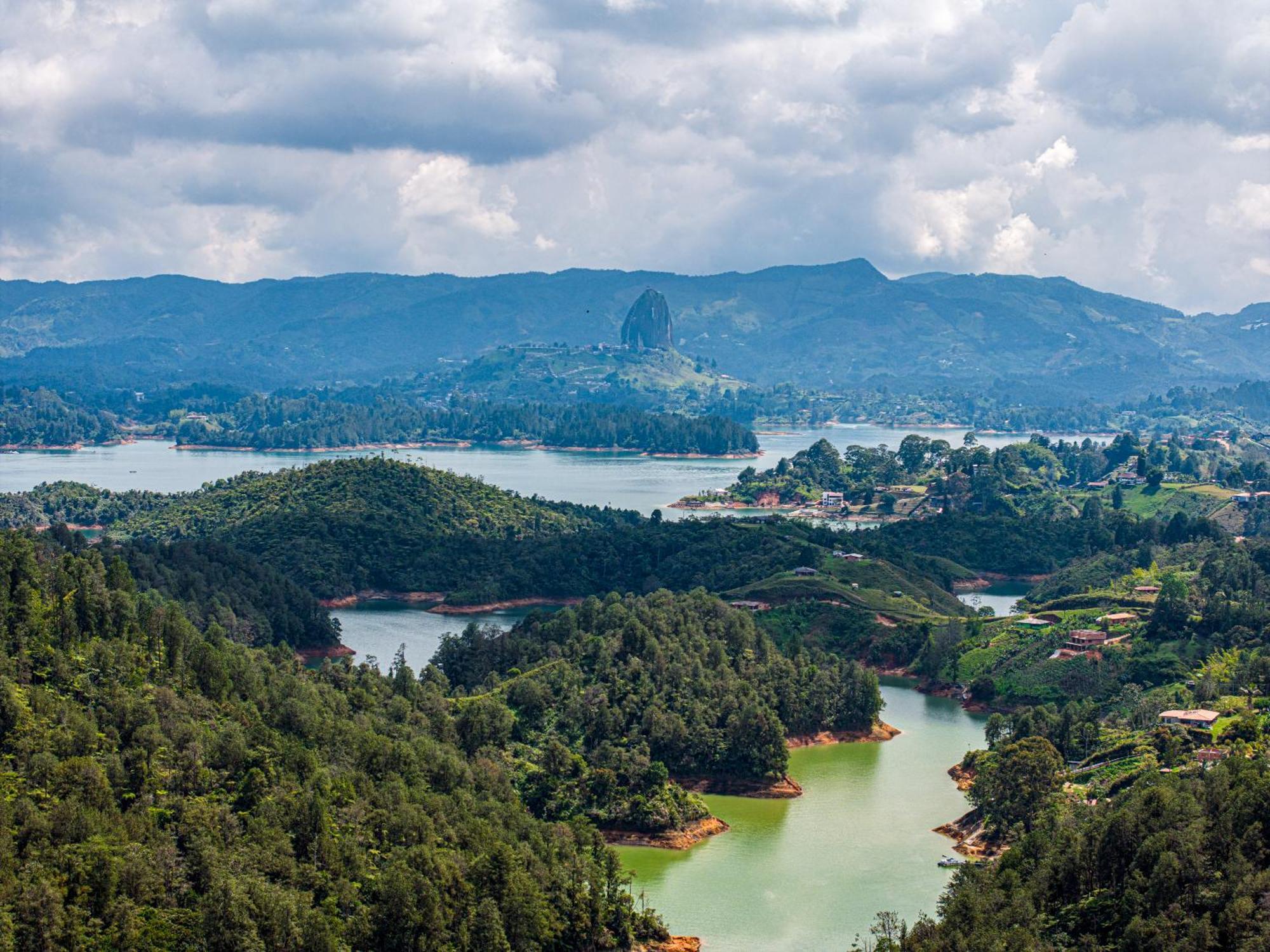 Cabanas Refugio Himalaya Guatapé Exteriör bild